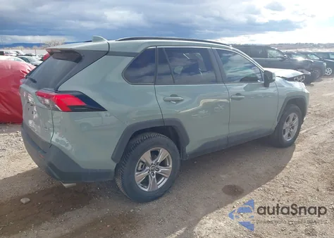 2023 Toyota Rav4 Xle z USA, uszkodzony, nr VIN 2T3P1RFV6PW372791